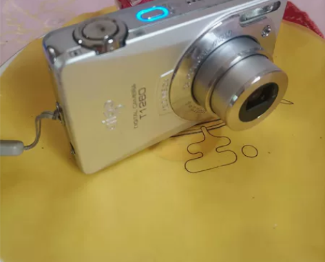 爱国者T1260复古数码相机 基本信息：1...