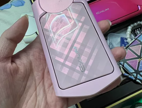 卡西欧tr500粉色 裸机 磕碰划痕自己看...