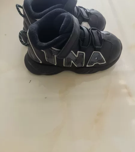 儿童安踏二棉鞋,实体店购买,鞋垫内长17....