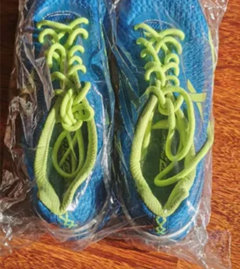 X特步 几乎全新孩子喜新厌旧，没办法啊