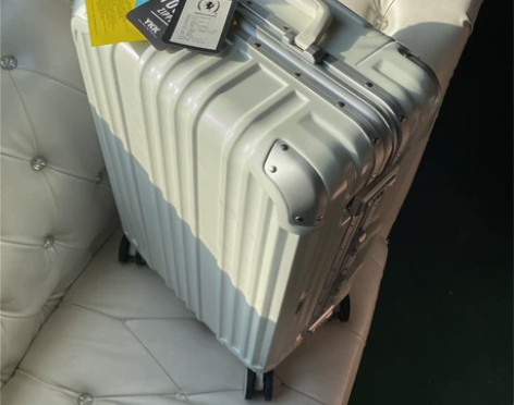 日本MARRLVE高档26拉杆箱PC铝框箱...