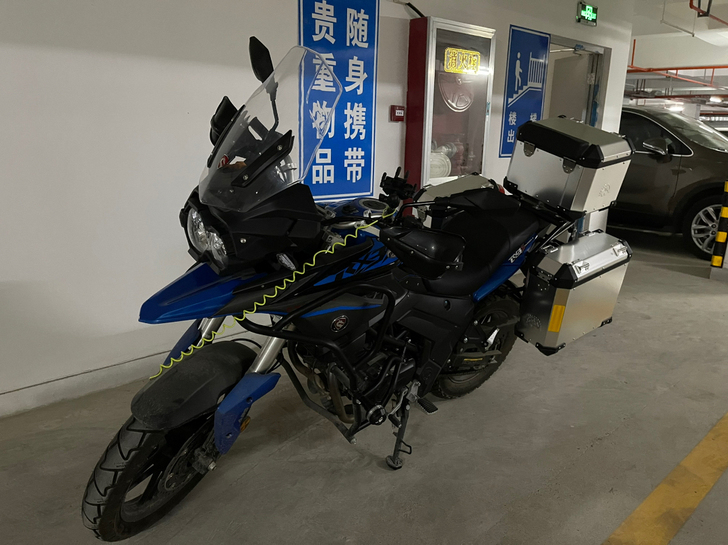 CYCLONE/赛科龙 摩托车整车