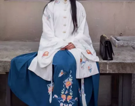 【山】断舍离清衣柜 汉服司南阁画屏S码三件...