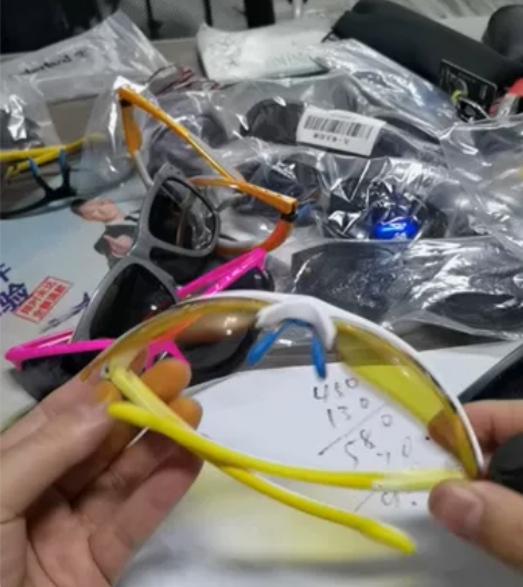 夜视增光，变色，看视频就懂，捡漏吧，变色，...