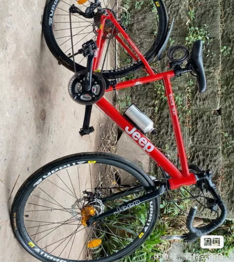 吉普公路自行车一辆27速豪华版，买来没玩多...