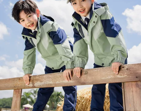 小学生校服冲锋衣三件套幼儿园园服春秋款冬季...