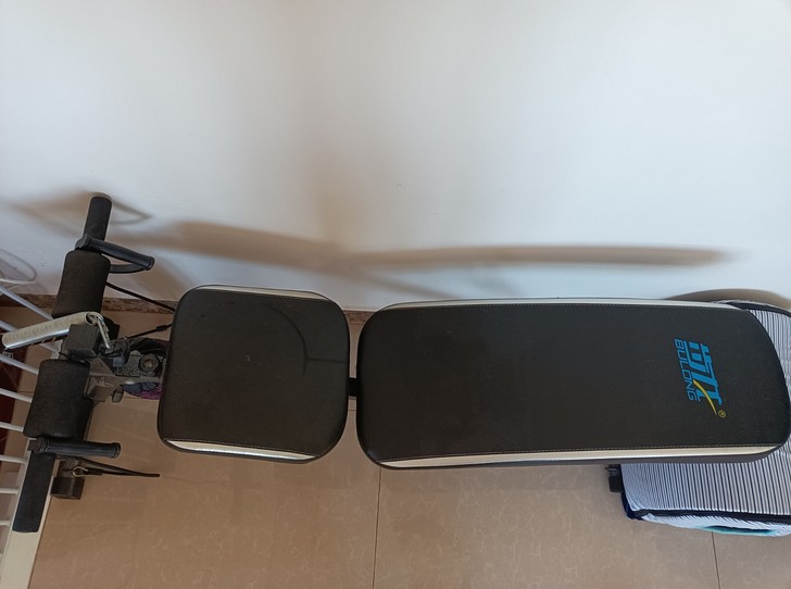 步龙仰卧板，放着没人用，200元出，不议价