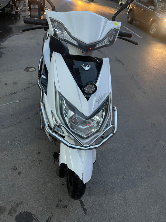 72v50a锂电池续航120公里，时速60...