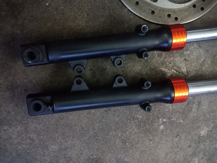 地平线150仿跑车前减振一对全新库存产品