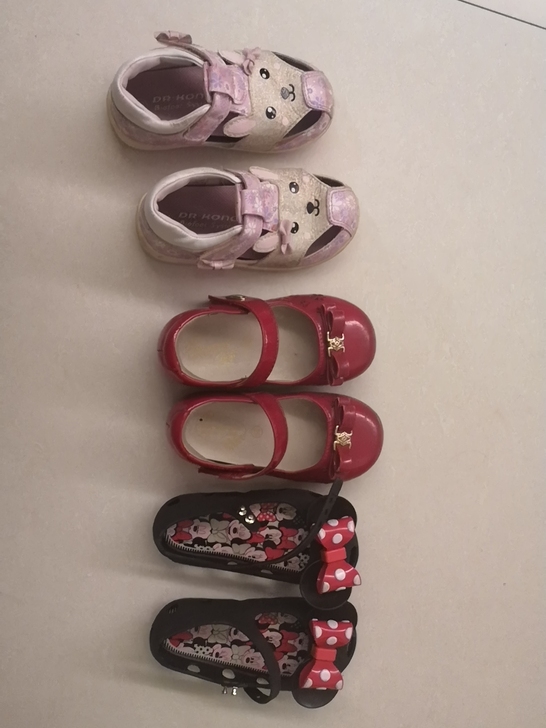 转让三双23码女童鞋：