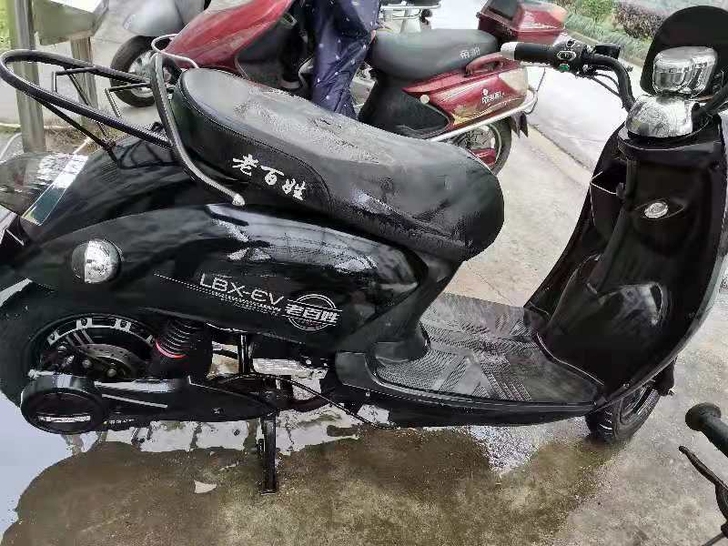 车子小龟，因为要回家所以卖掉，车子一点问题...