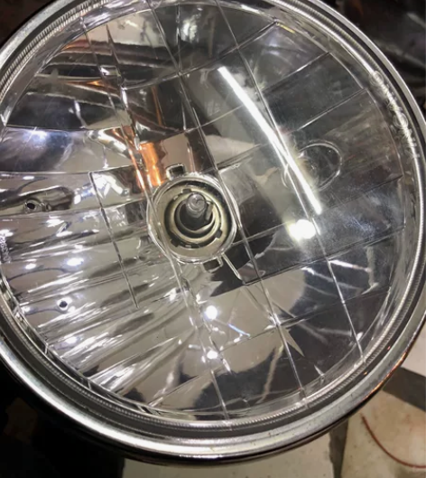 银钢mini原装大灯，99新，因为我的小边...