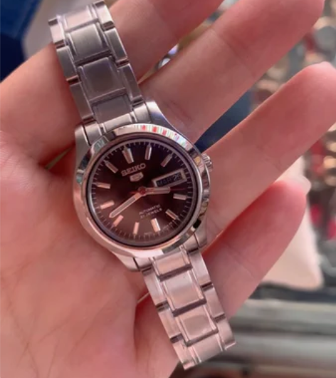 爸爸是工龄40的老师傅 自己家里开的店，疫...
