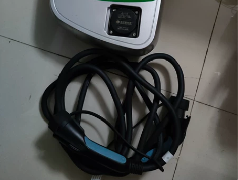 北汽充电桩，7kw，功能正常，带5米枪线，...