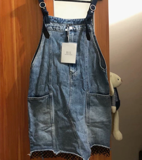 全新，摆摊库存牛仔背带裙，不摆了，随便卖，...