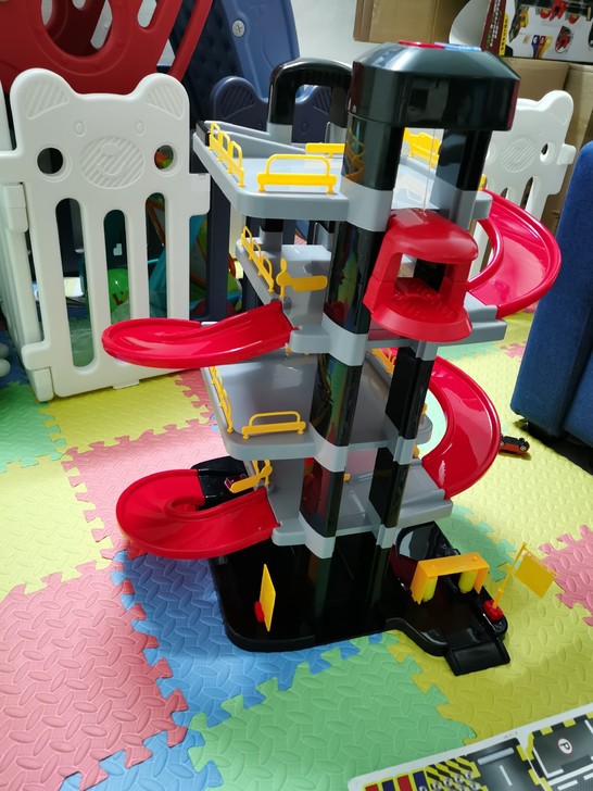 艾比趣 AIBIFUN 儿童玩具轨道车3-...
