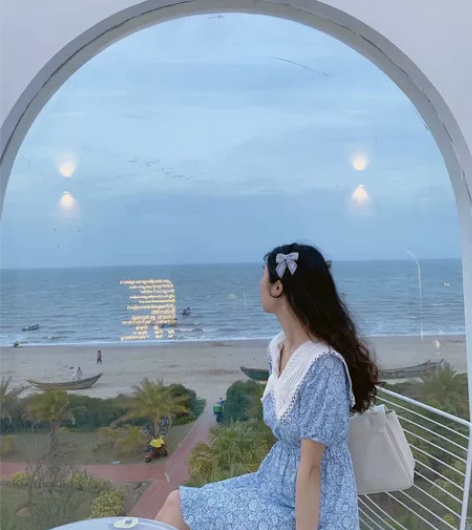 赵露思同款娃娃领碎花甜美连衣裙女夏学院风法...