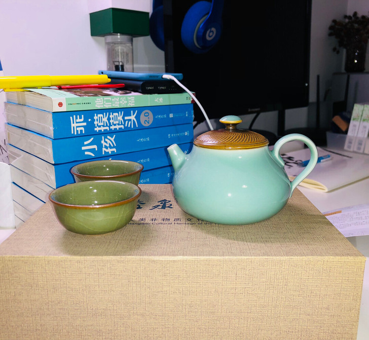 龙泉青瓷手工茶壶套装