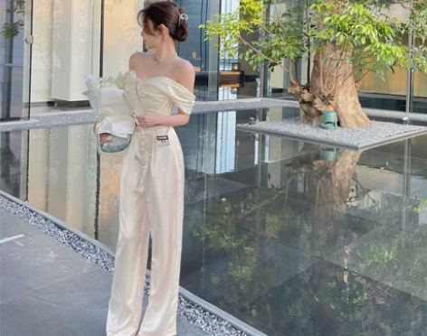 语子酱Rae缎面休闲裤女夏季2022新款高...