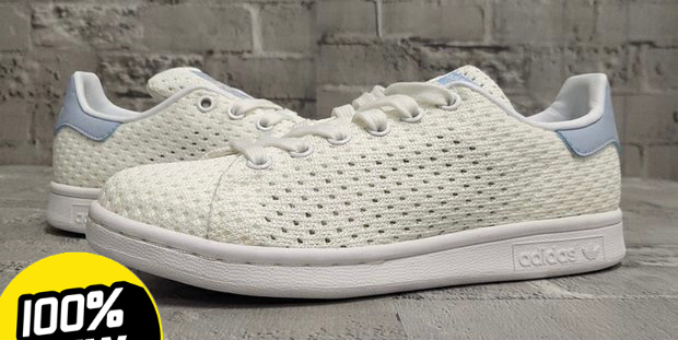 Adidas板鞋浅蓝，奥特莱斯购买。买来一...