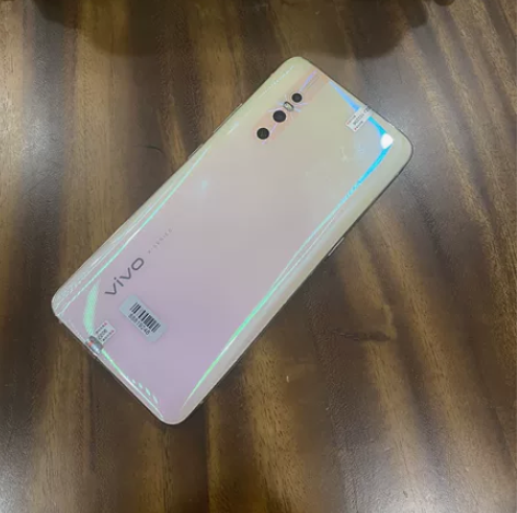 Vivo x27 工作室出十几台  无指纹...