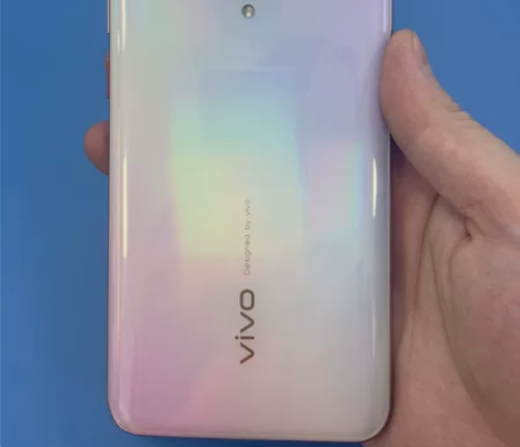 vivoy9s 8128 底部和后盖有小磕...