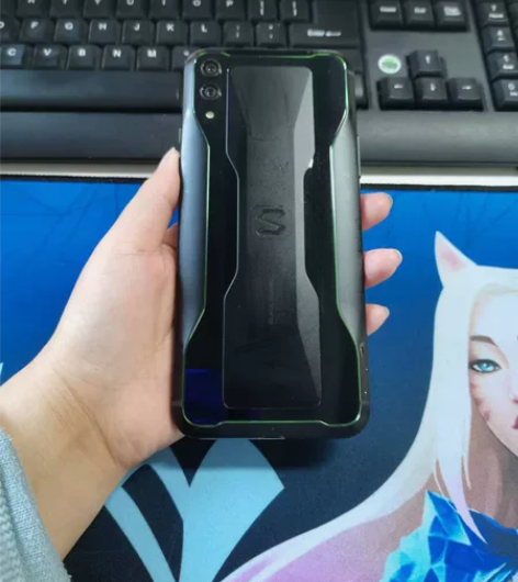 【特价优惠】9新   黑鲨游戏手机 2（4...