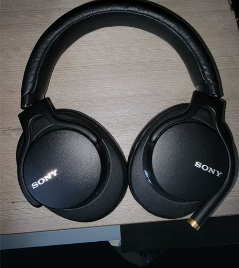 索尼1AM2耳机，现在手机都没耳机孔了，用...