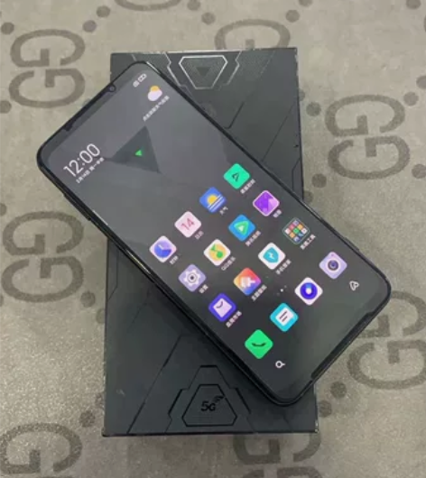 小米黑鲨3  12+128G  全原95新...
