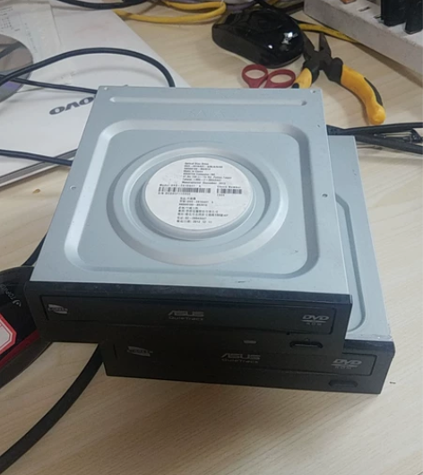 华硕刻录光驱，可外置，可装机，台式机用的，...