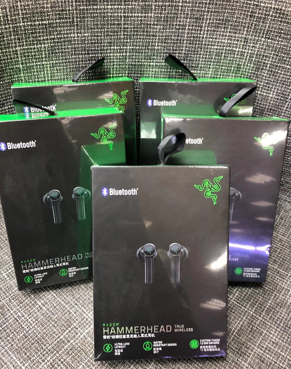 Razer雷蛇战锤狂鲨真无线蓝牙耳机