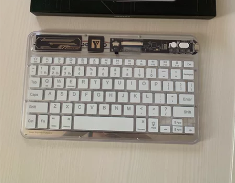 益博思透明无线ipad蓝牙键盘多系统设备切...