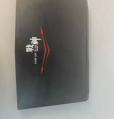 神舟战神游戏笔记本i7 8G 256固态+...