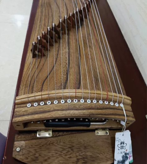 闲置小蜜蜂古筝，适合孩子学古筝练习，携带方...