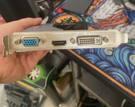 铭瑄GT430  1G   无病无修，包点...