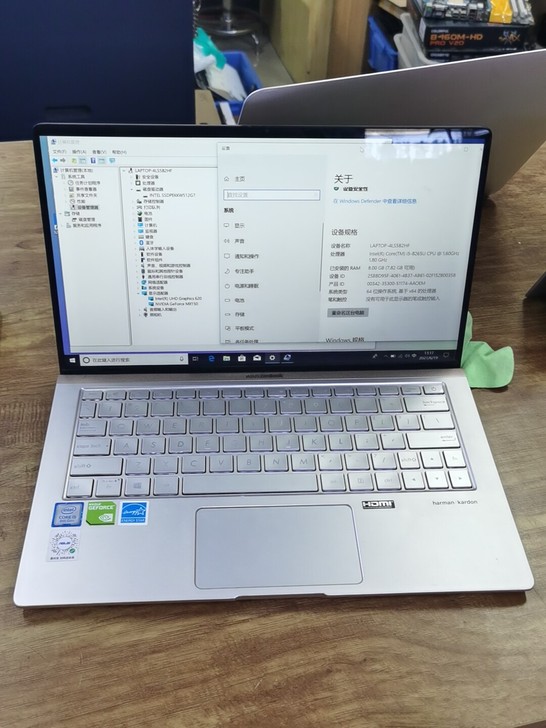 华硕ASUS灵耀Deluxe13 U330...