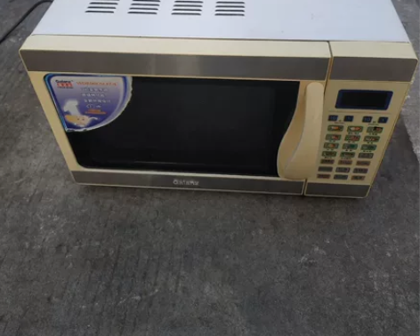 格兰仕微波炉，八成新，电脑版，转盘加热，正...