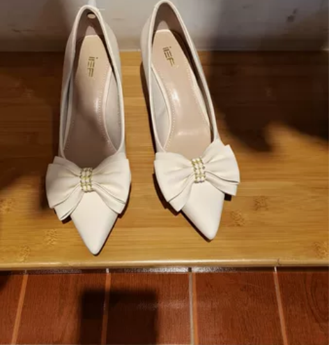 爱依服秒杀单鞋 感兴趣的话点“我想要”和我...