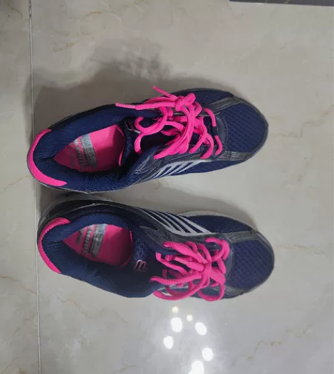 斐乐运动鞋，欧码39.5码，美国码8.5码...