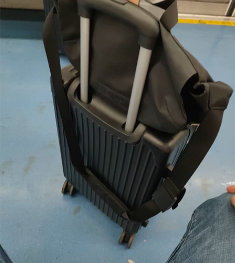 20寸铝框拉杆箱，一百多买来用过两次，看起...