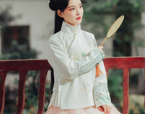 都城南庄原创新品秋冬绣花浅色明制竖领汉服短...