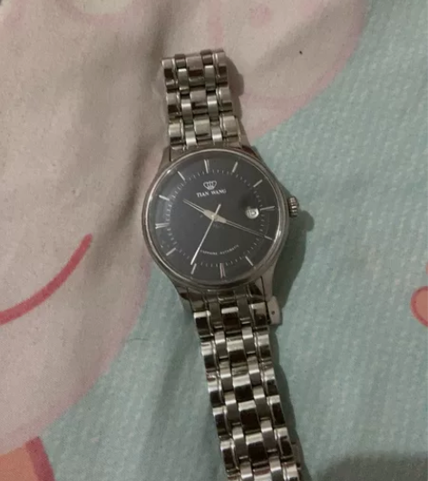 天王手表9成新，买来几乎没咋带，原装钢带，...
