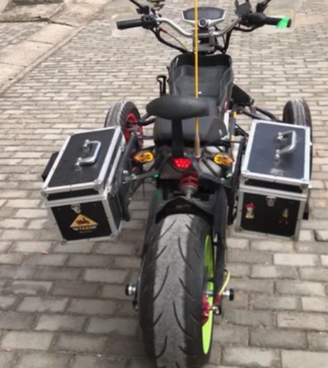 全球首发限量版电动车，倒三轮电动车，配72...