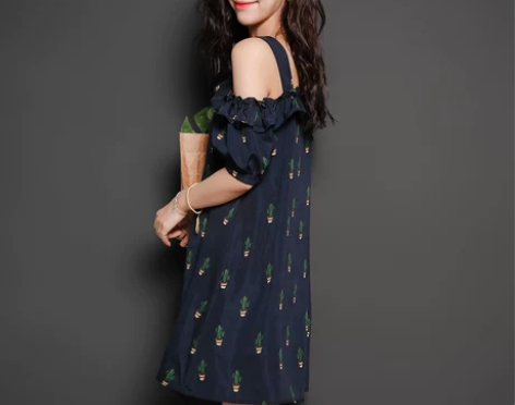 超级好看的露肩娃娃连衣裙 感兴趣的话点“我...