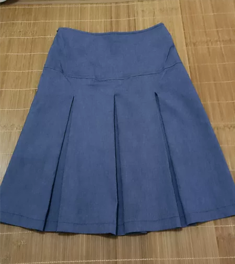 百褶中裙M码 仅试穿就压箱底了，自己气质h...