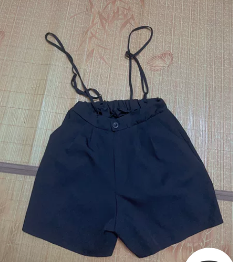 吊带背带连体裤黑色，腰部弹力腰均码 感兴趣...