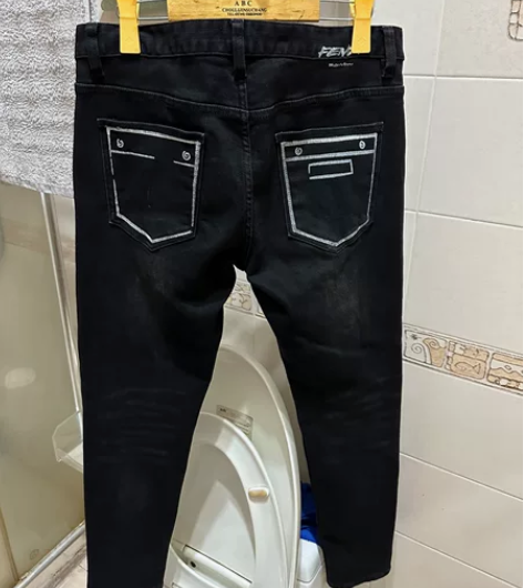 芬家fendi男款男士休闲裤，32码一条，...