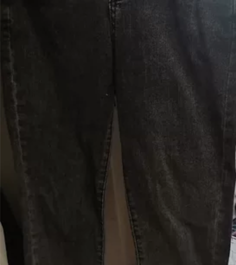 高腰铅笔牛仔裤  只试过一次  没穿过  ...