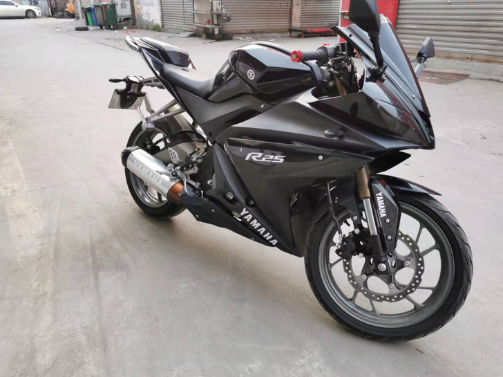 黑色19飞鹰R25，帮客户代卖，已标价为准...