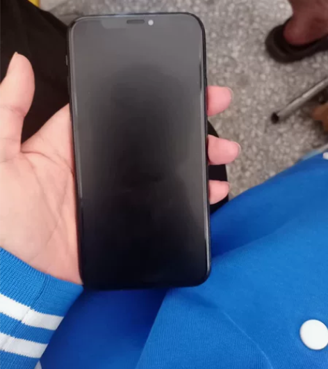 iPhone X 仅换过电池,其他全部原装...